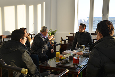 聚焦大健康 共商發(fā)展大計丨山東省海促會執(zhí)行會長等一行領(lǐng)導(dǎo)蒞臨菑鼎集團(tuán)考察指導(dǎo)